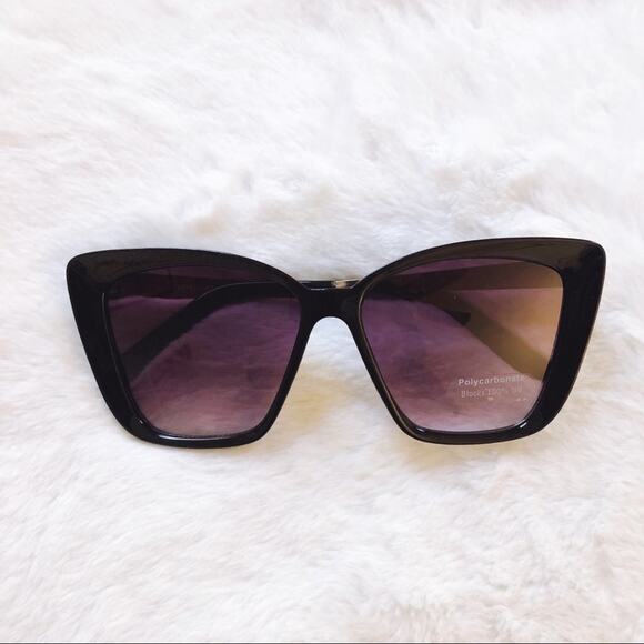 Hannah Black Oversized Cat Eye Sunglasses - Picture 1 of 11